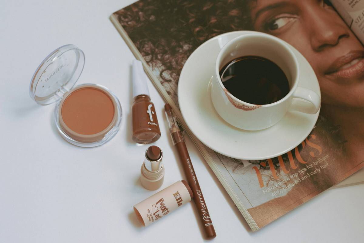 Why Your Seamless Coverage Palette Isn’t Delivering Flawless Skin (And How to Fix It)